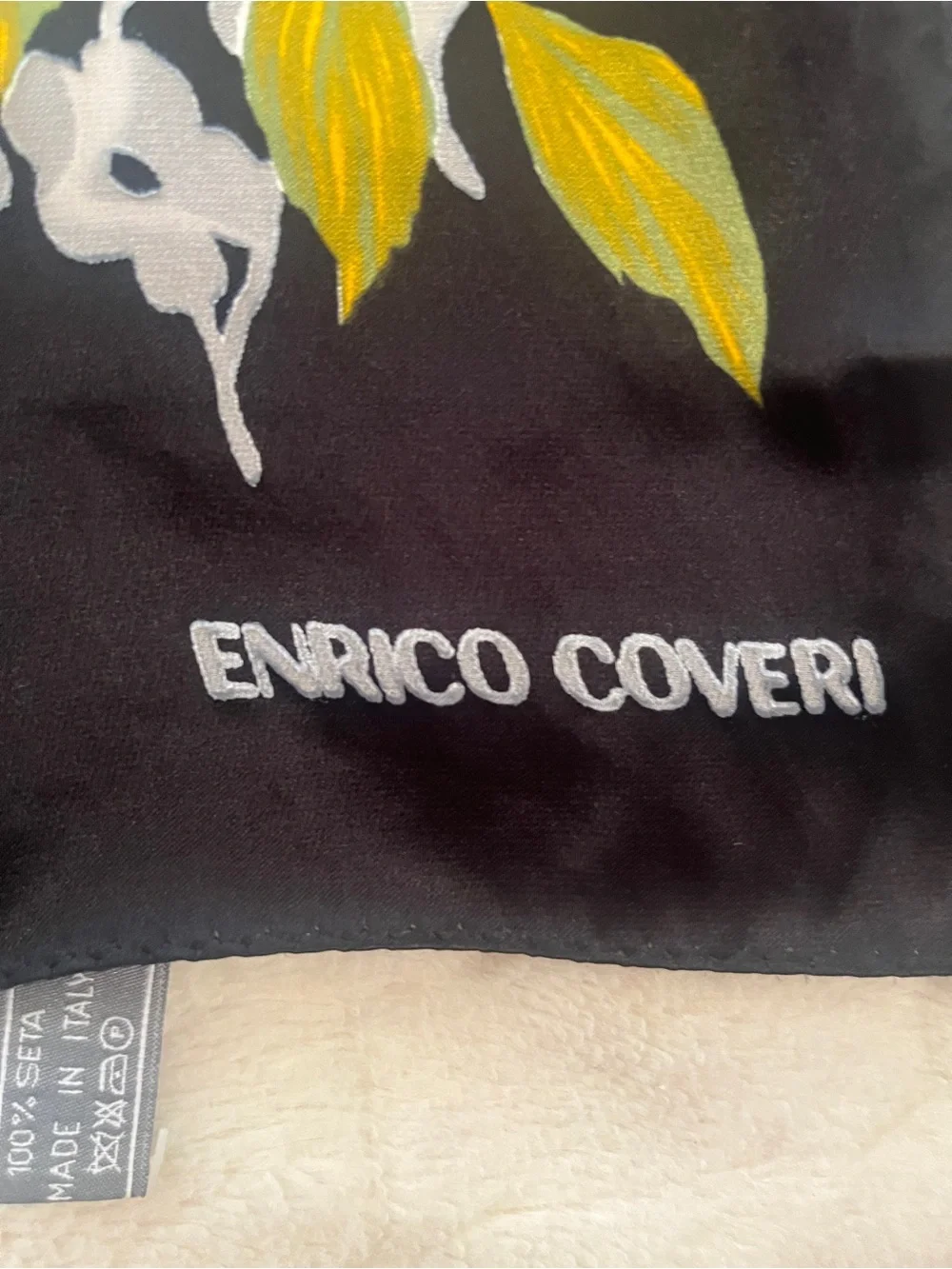 Enrico Coveri 100% silk floral scarf Vintage 80’s made in Italy